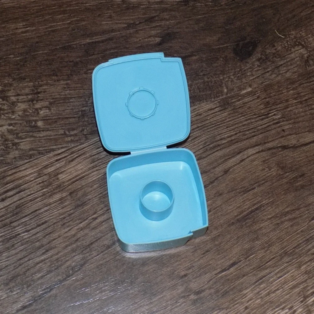 Vtg Tupperware‎ Light Blue Small Square Food Storage Container Lid Only